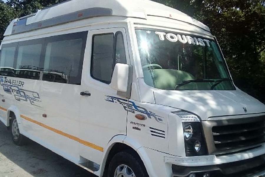 Tempo traveller hire Ahmedabad to Udaipur